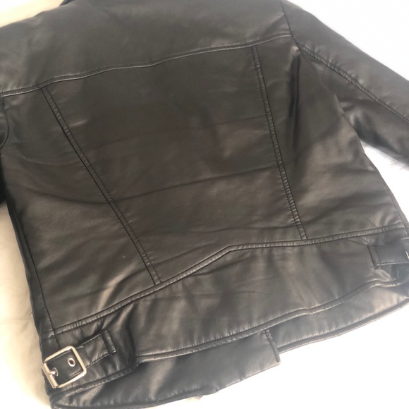 synthetic leather jacket - Zara - Size M 🔆 - Picture 5 of 5